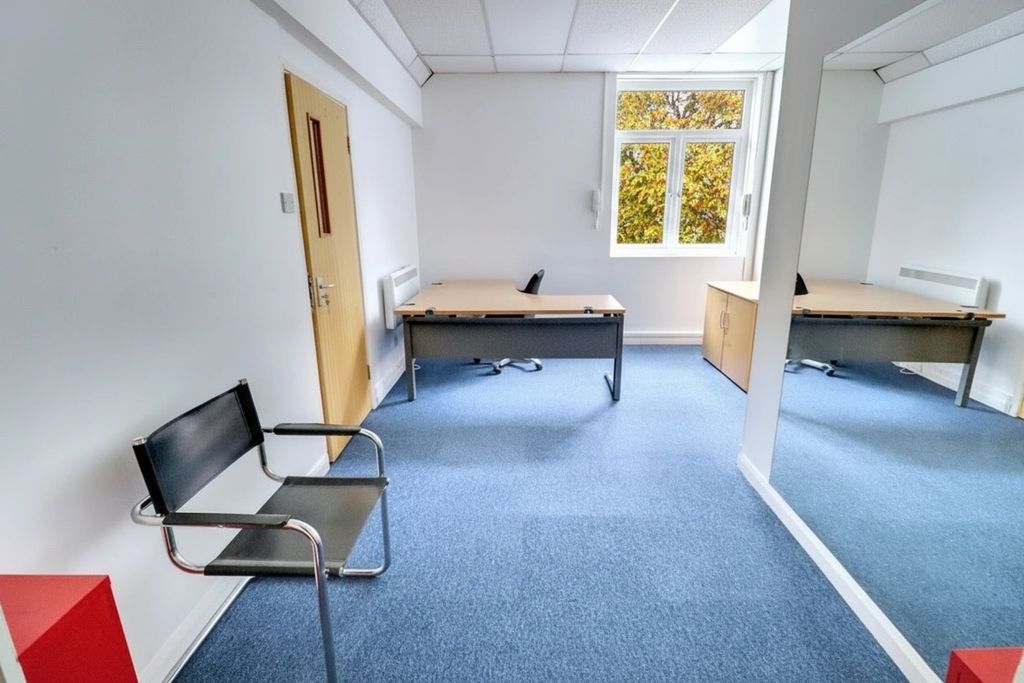 Property photo 3 of 6 Openart-Image_Ur6Nkdjw_1757893294803_Raw