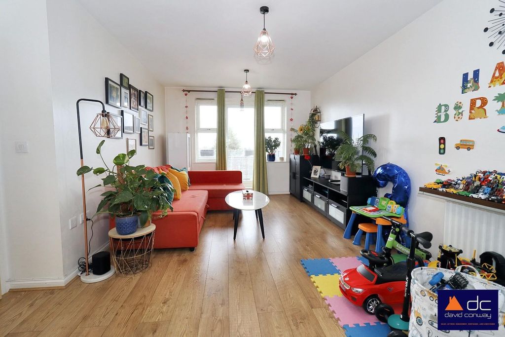 Property photo 3 of 10 Img_9372.Jpg