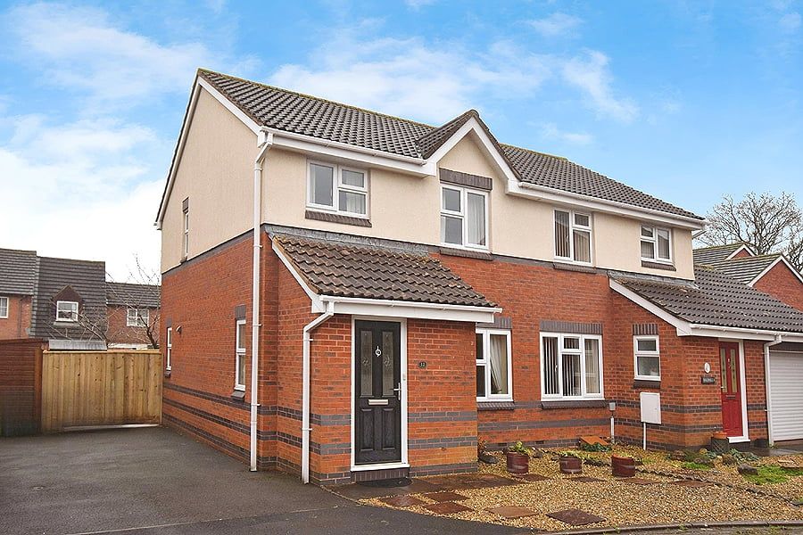 Property photo 1 of 13