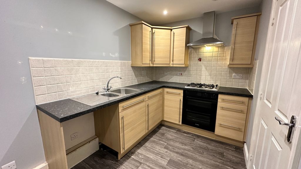 Property photo 2 of 7 5313941