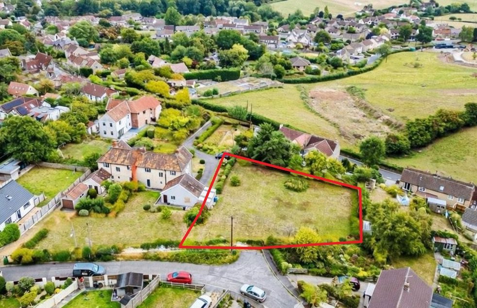 Property photo 3 of 8