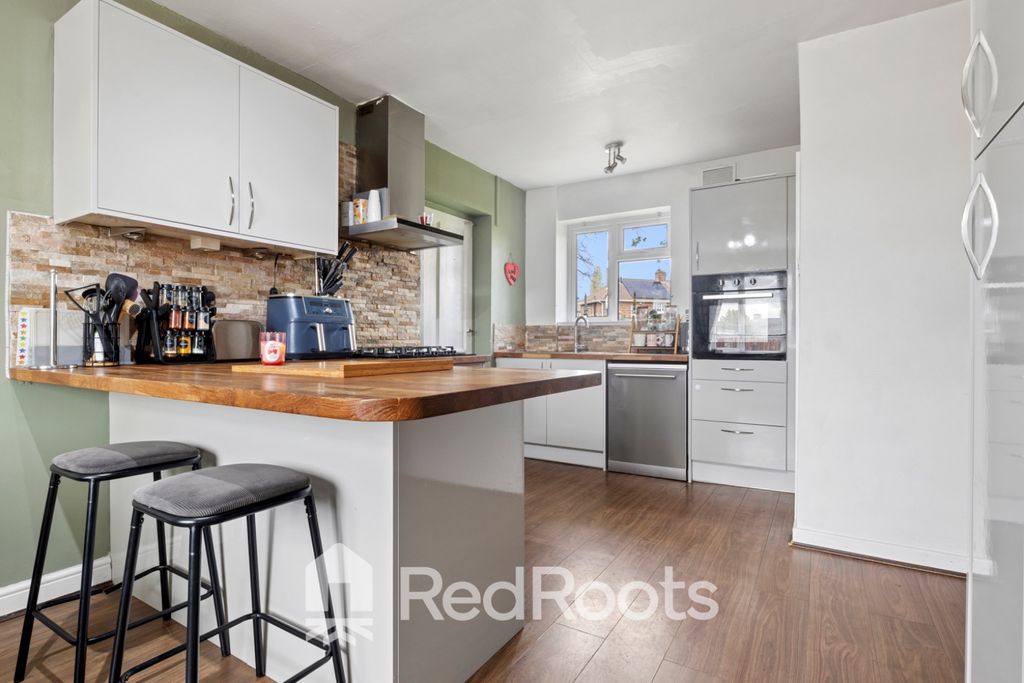 Property photo 2 of 23 4974702