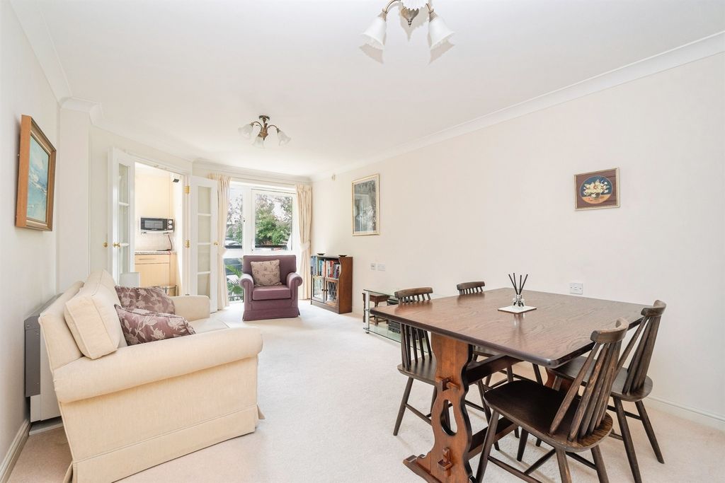Property photo 2 of 15