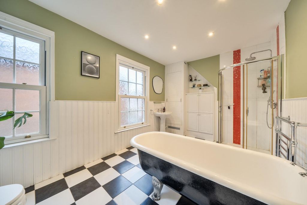 Additional image 14 of 4 bed town house for salePierremont Crescent, Darlington DL3