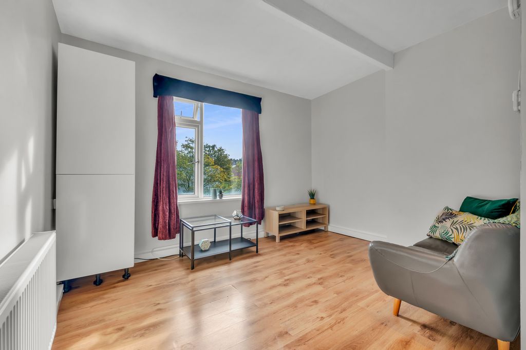 Property photo 2 of 10 Property Photo