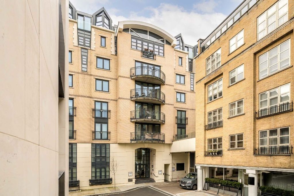 Property photo 1 of 1