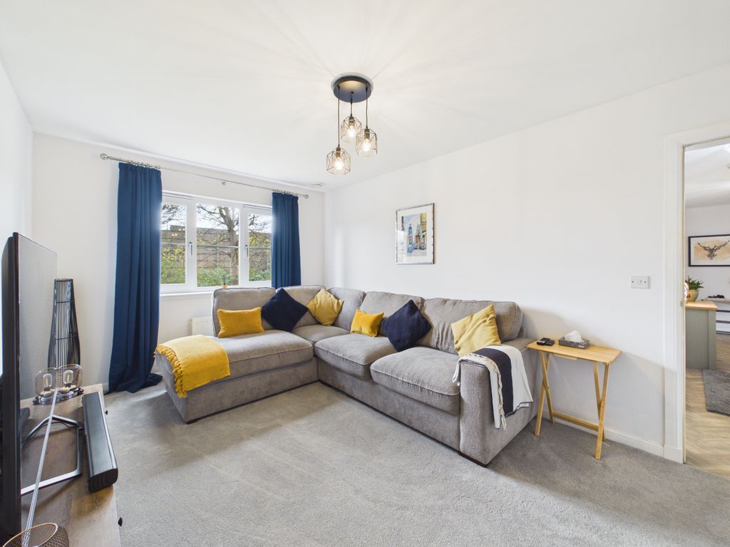 Property photo 3 of 19