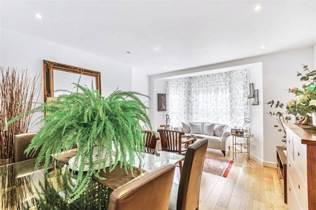 Property photo 3 of 10 Picture No. 04