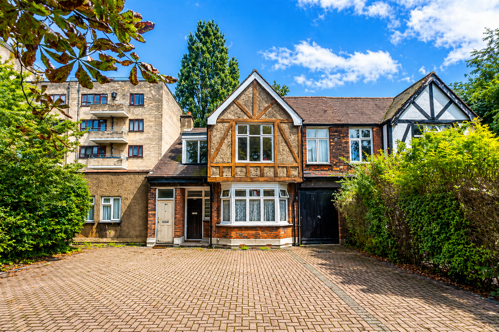 Property photo 1 of 11 1