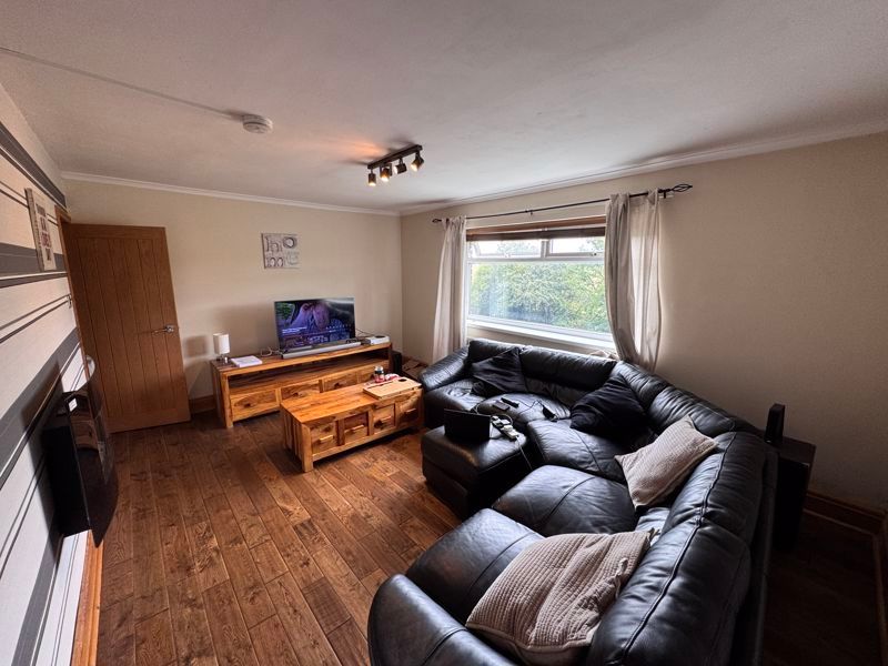 Property photo 2 of 8 Photo 5