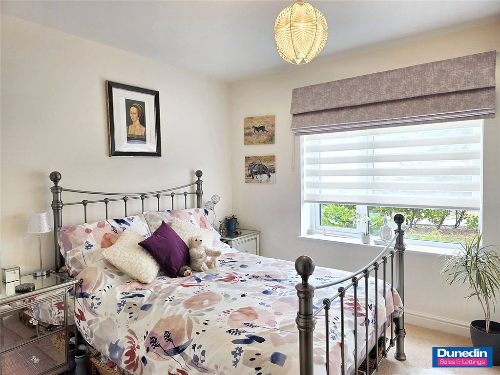 Property photo 3 of 14 Picture No. 04