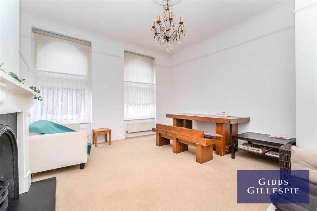 Property photo 3 of 10 Picture No. 02