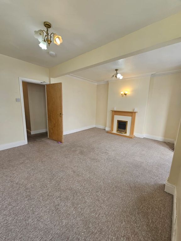 Additional image 5 of 3 bed flat to rentClifton Rd, Llandudno LL30