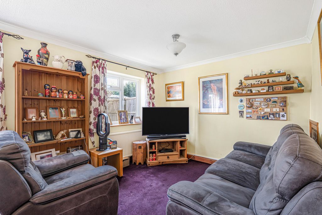 Property photo 3 of 14