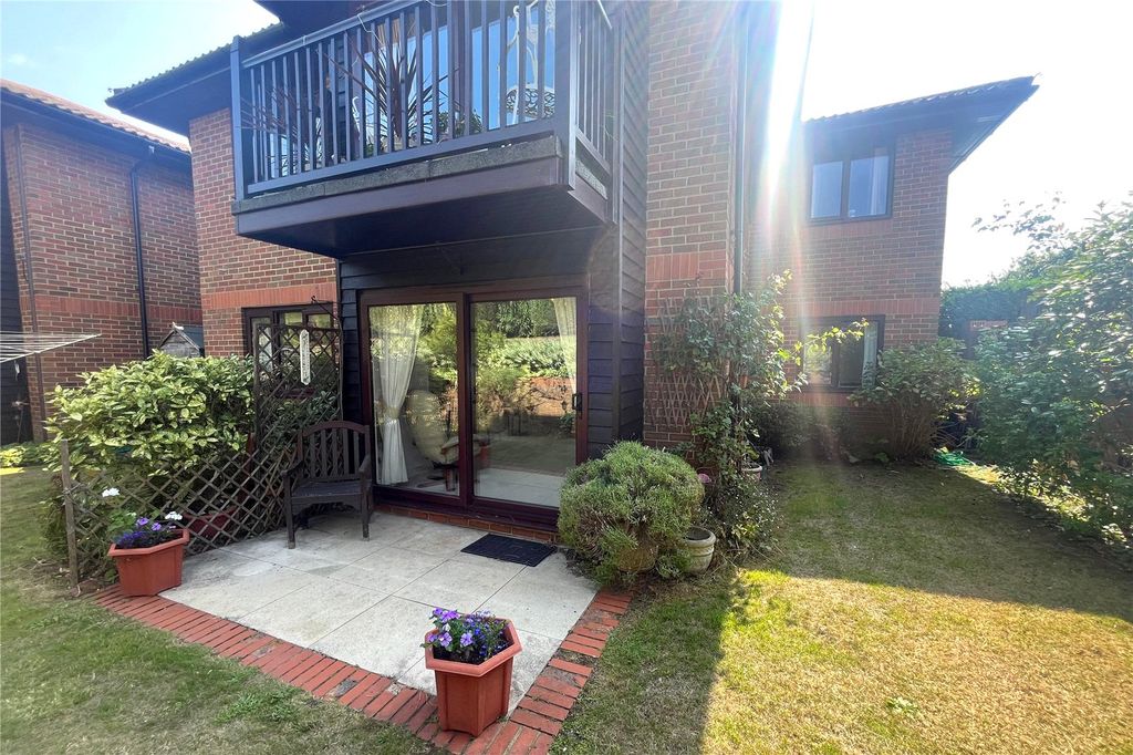 Property photo 1 of 8 Picture No. 02