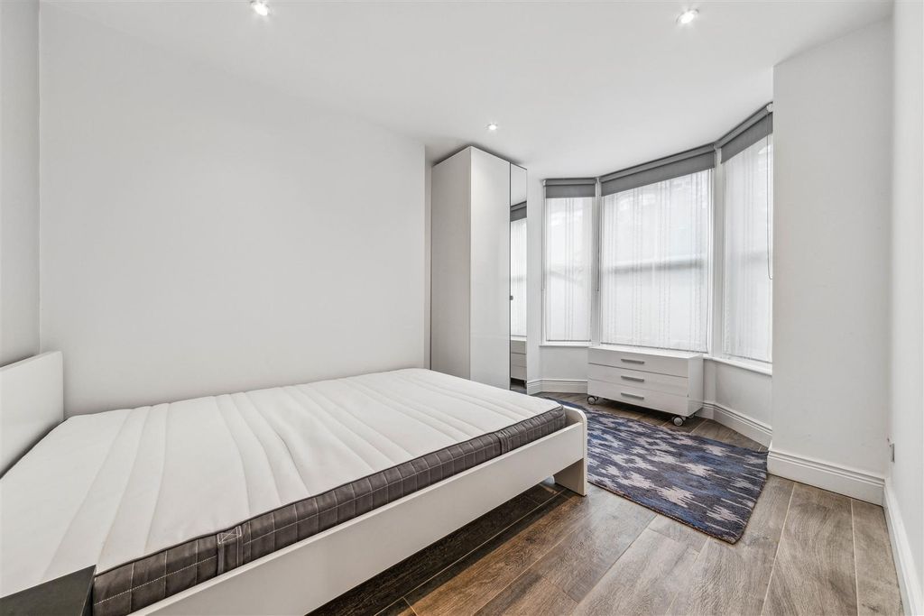 Property photo 3 of 10 3.Jpg