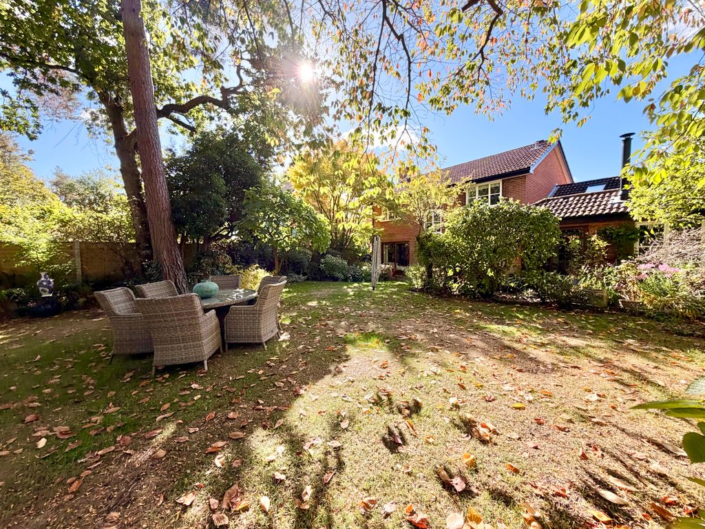 Property photo 2 of 33 Img_1225