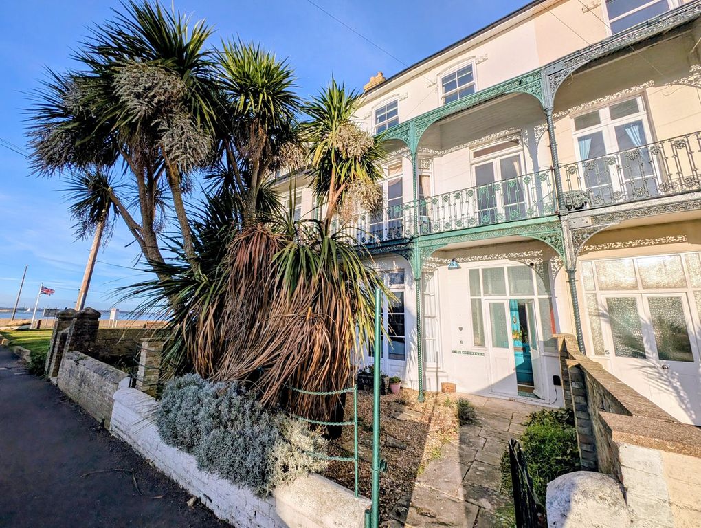 Property photo 1 of 36