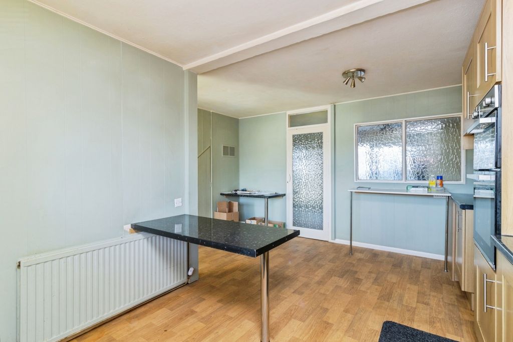 Property photo 3 of 16 Pbox-Img.Jpg