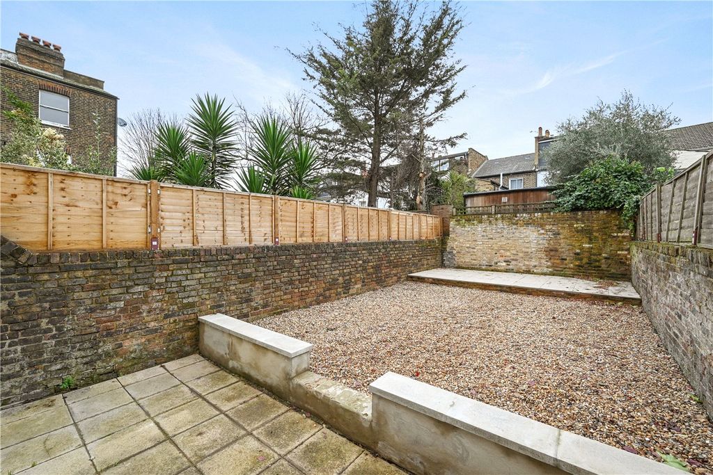 Property photo 2 of 15 Picture No. 09