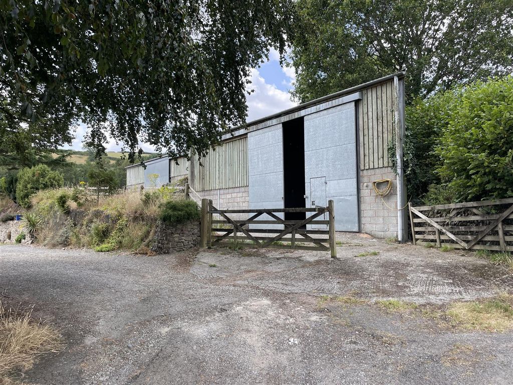 Property photo 1 of 12 1