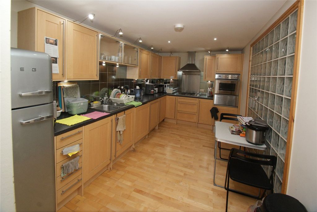 Property photo 1 of 8 Picture No. 04