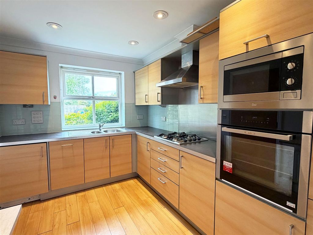 Property photo 2 of 15 Vm Kitchen.Jpg