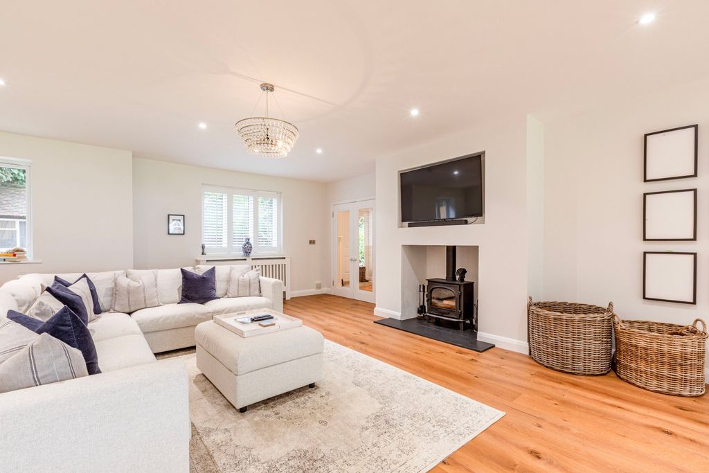 Property photo 2 of 40 Picture No. 19