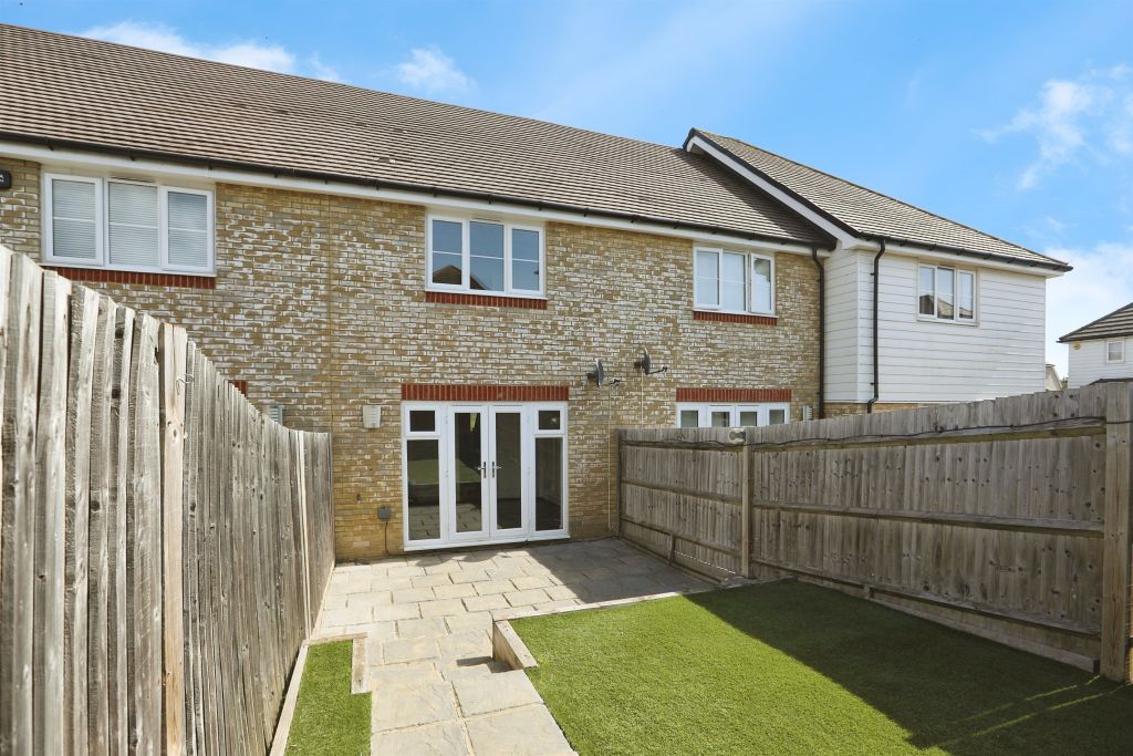 Property photo 2 of 17