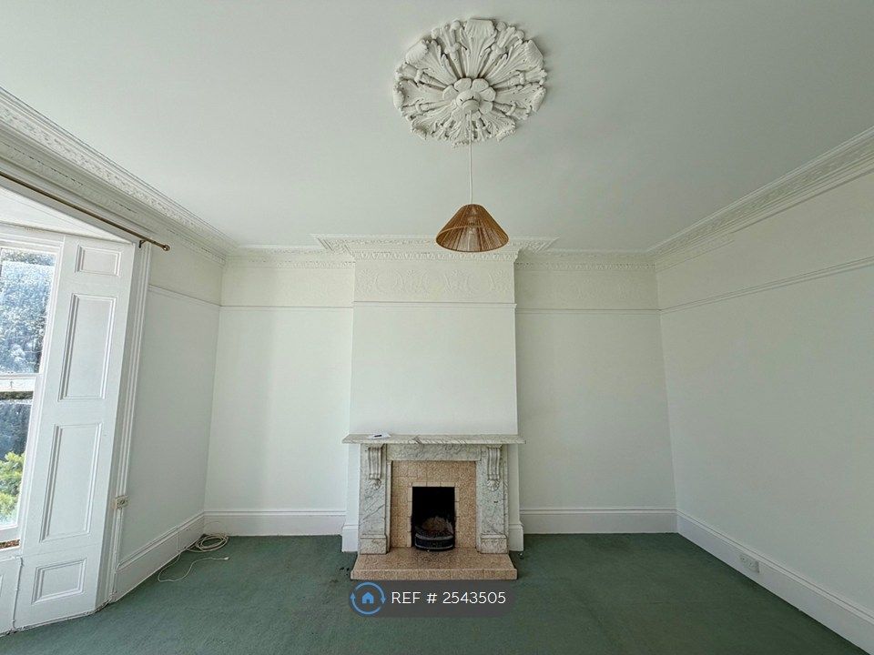 Property photo 2 of 14 Lounge & Fire Place