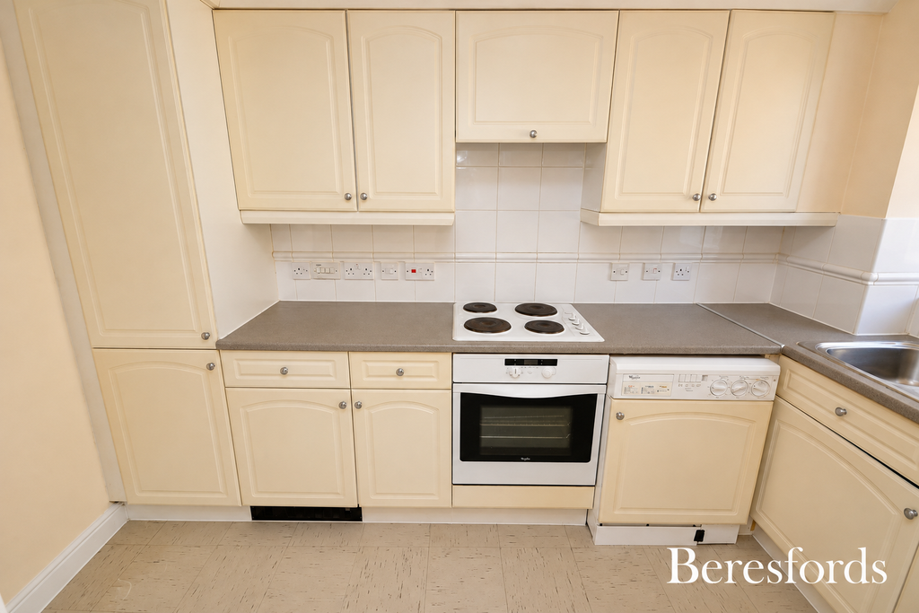 Property photo 3 of 5 Kitchen
