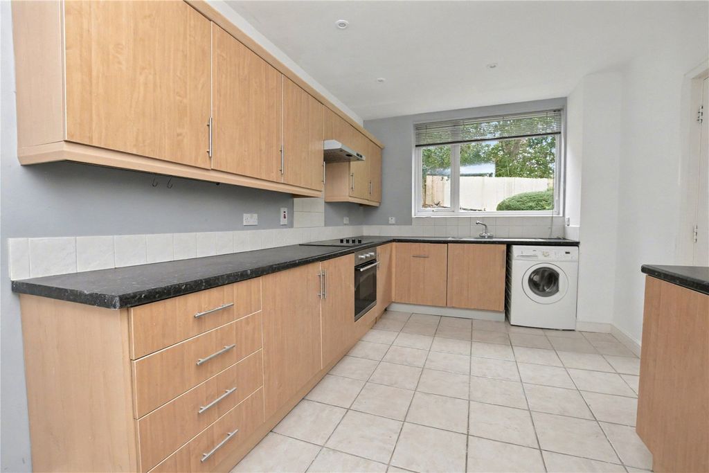 Property photo 3 of 20 Picture 3