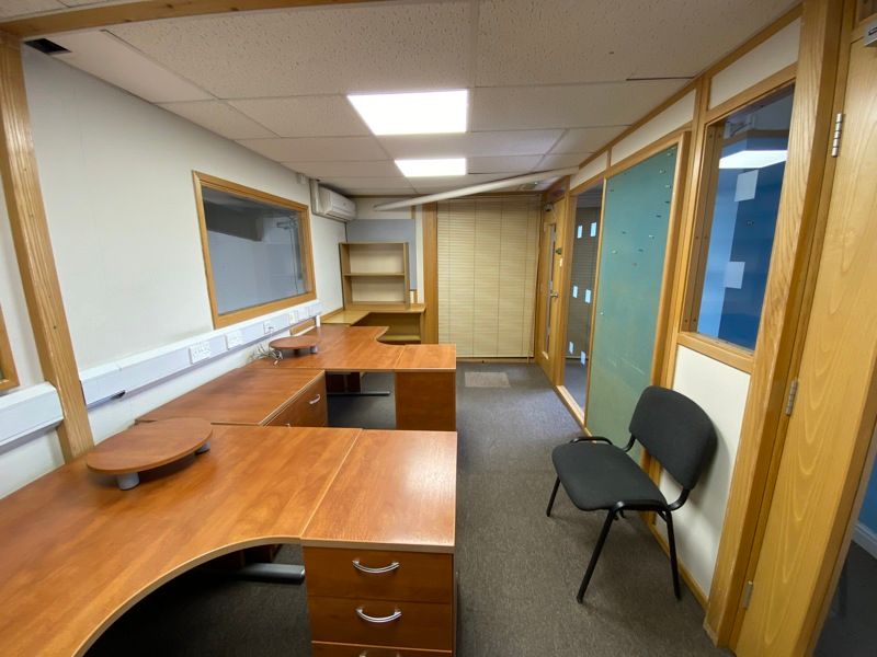 Property photo 3 of 9 Photo 3