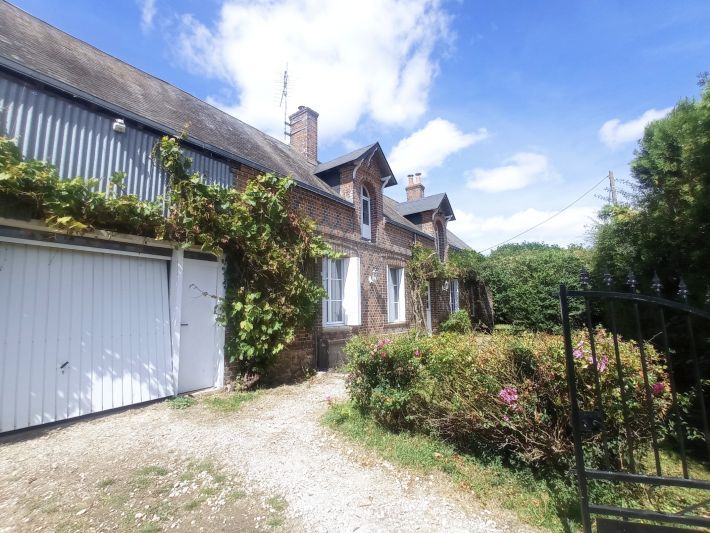 Property photo 1 of 11