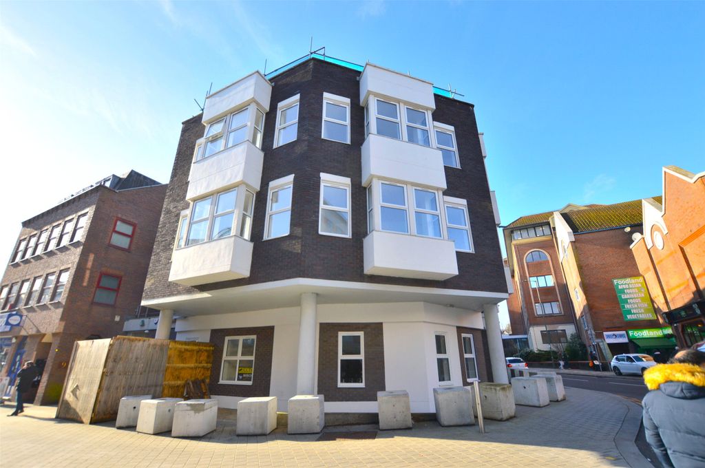 Property photo 1 of 7 External