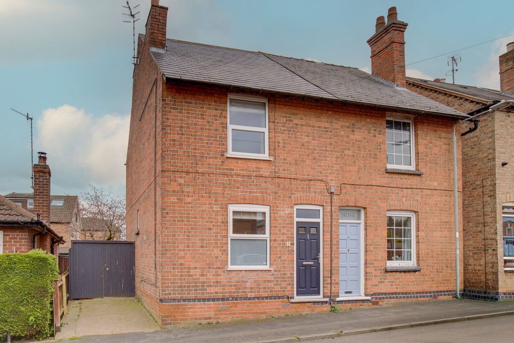 Property photo 1 of 14