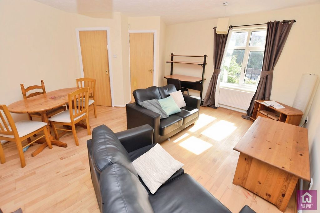 Property photo 1 of 12 Pbox-Img.Jpg