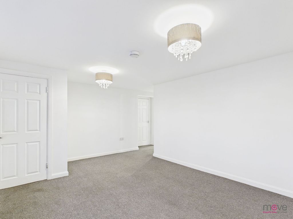 Property photo 3 of 7 Living Room