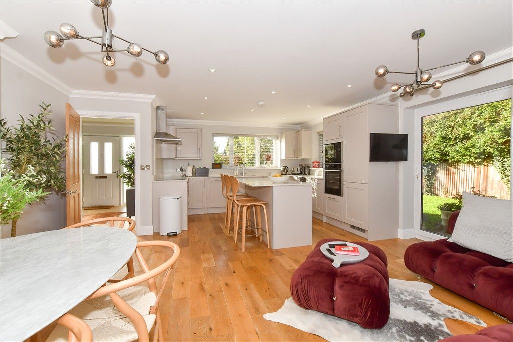 Property photo 1 of 15 Kitchen/Dining Room