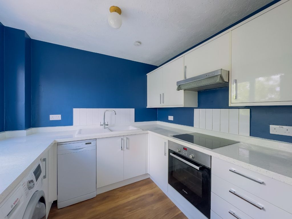 Property photo 1 of 17 4596004