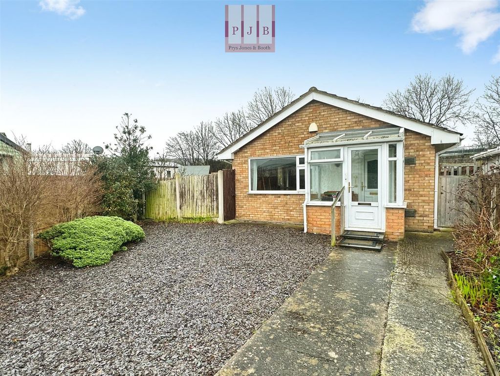 Property photo 1 of 16 Front Aspect.Jpeg