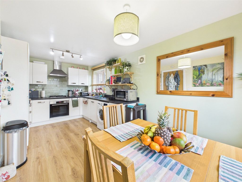 Property photo 2 of 14 Kitchen/Dining