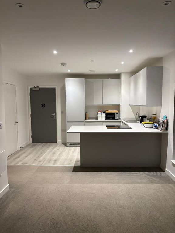 Property photo 1 of 11 Img-20250120-Wa0030