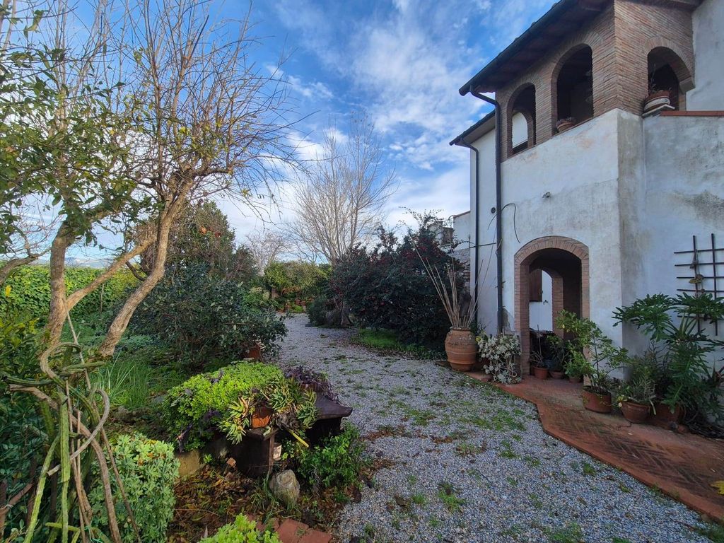 Property photo 3 of 30