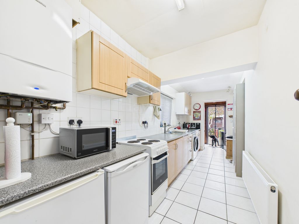 Property photo 3 of 19