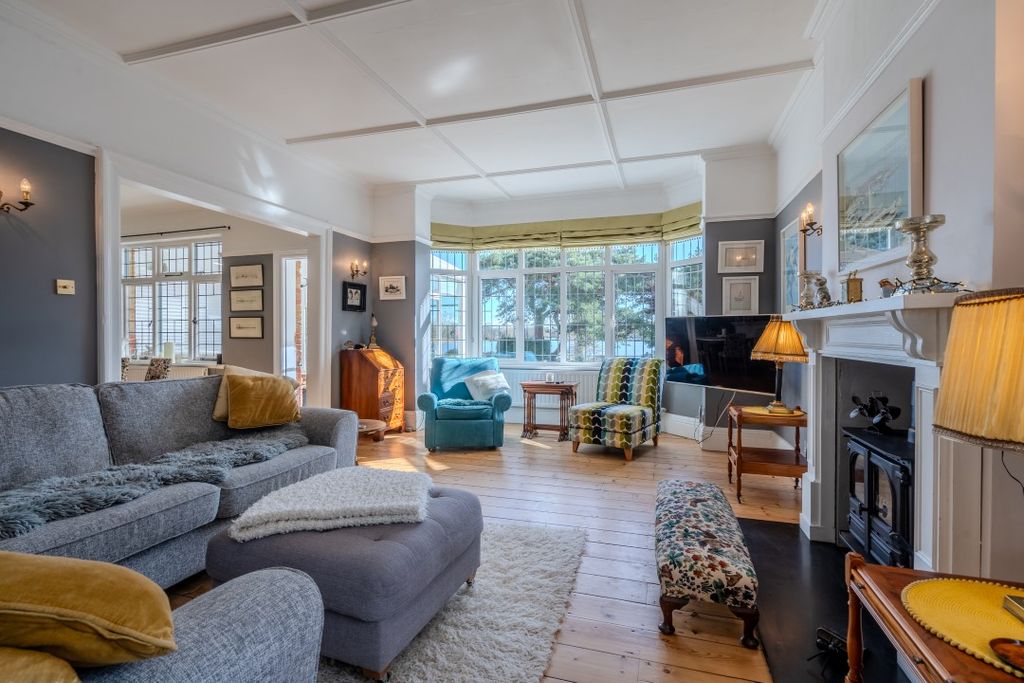 Property photo 3 of 31 Iq_00499-Hdr