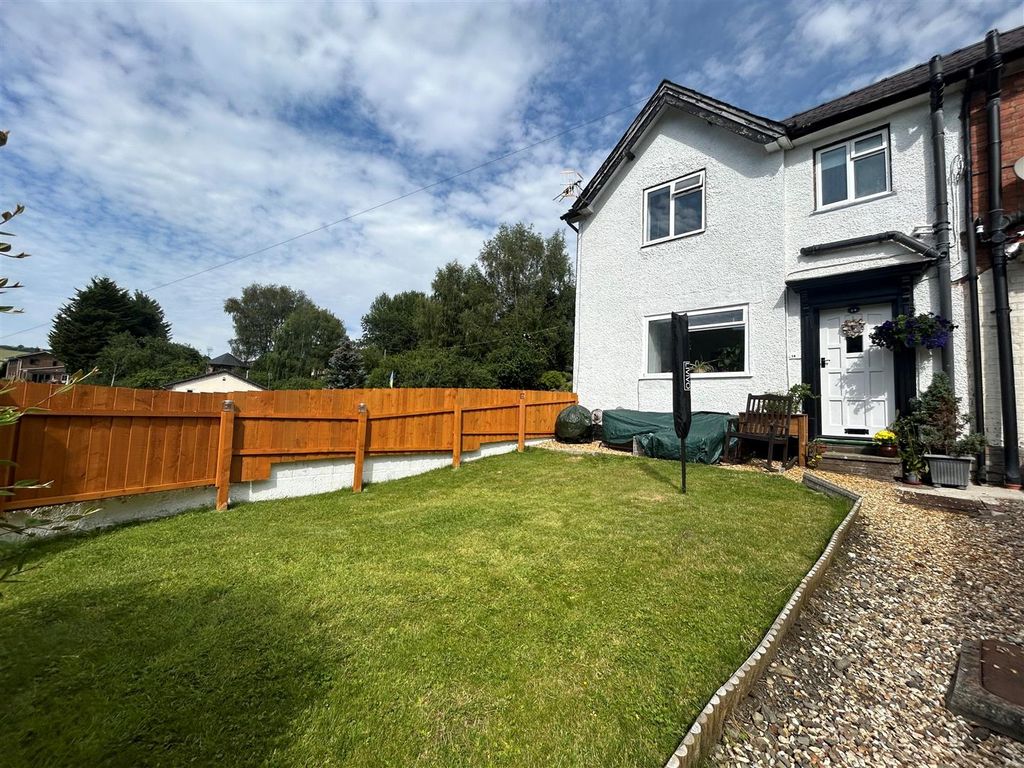 Property photo 1 of 16 Front Phot.Jpg
