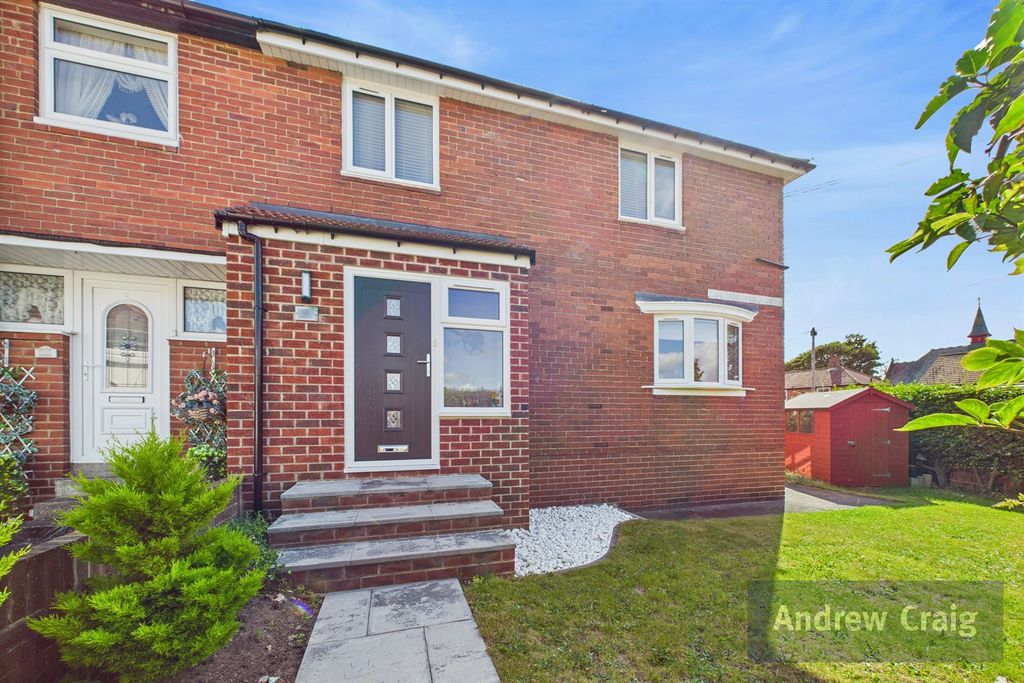 Property photo 1 of 15 (Main)
