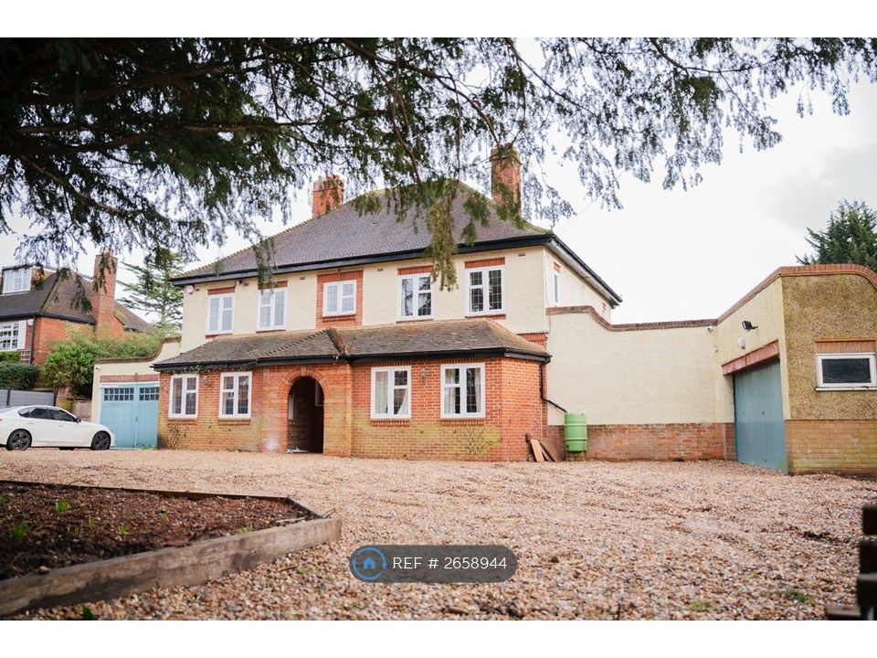 Property photo 1 of 28