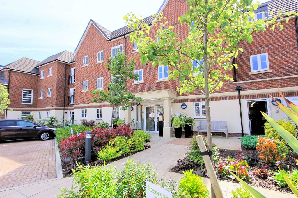 Property photo 1 of 15 Photo